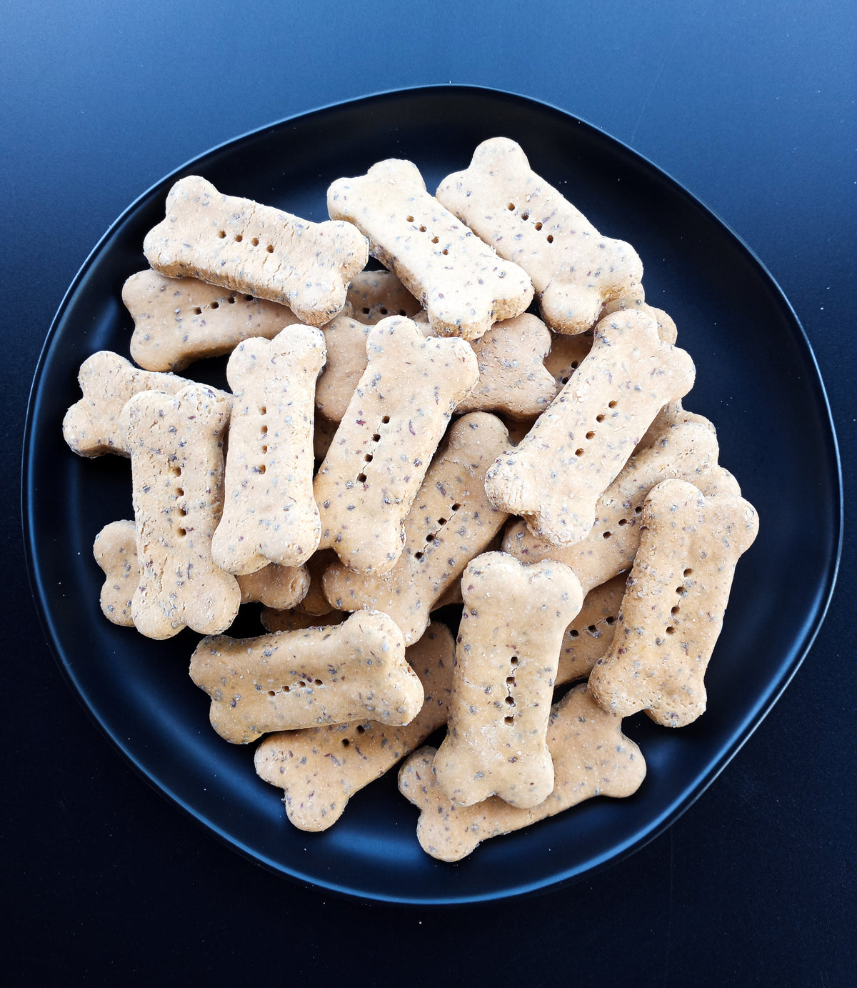 Grain Free Beef Biscuit – Chienne Pawtisserie, LLC